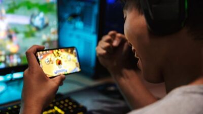 Ilustrasi Aturan atau Regulasi Game Online