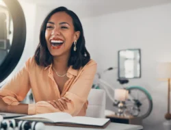 Risiko Hukum dan Kepatuhan dalam Penggunaan Influencer untuk Promosi Bisnis